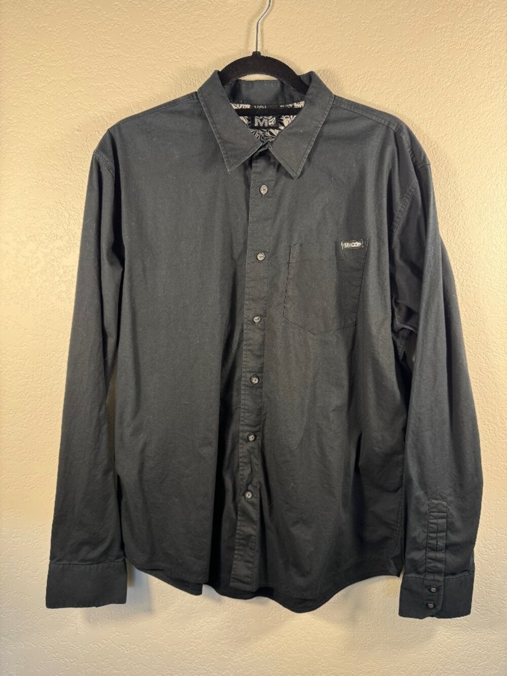 Volcom XYZ Long Sleeve Button Up Shirt Mens L Black Stretch Cotton A051800